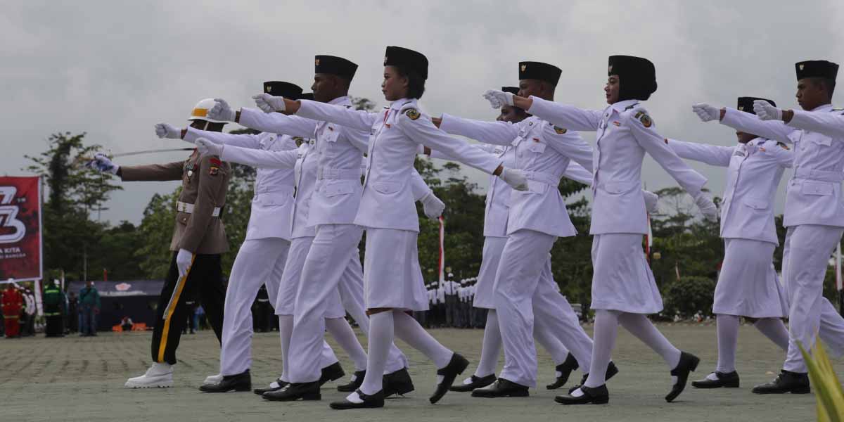 peserta-upacara-hut-ri-di-mimika-hanya-300-orang
